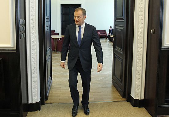 Tusk: zbadamy radosną twórczość w sprawie internetu