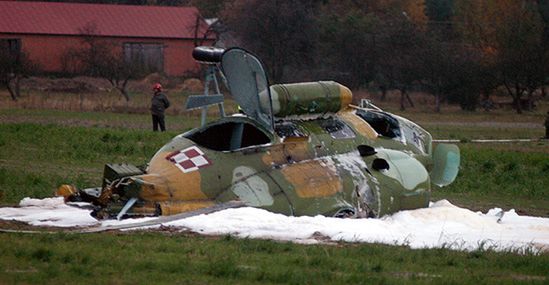 Pilot wojskowego śmigłowca w ciężkim stanie po wypadku