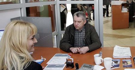 W piątki urzędnicy są oceniani gorzej niż w poniedziałki