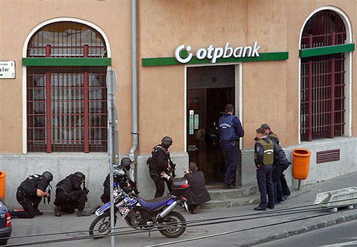 Napad na bank w Budapeszcie, sprawca obezwładniony
