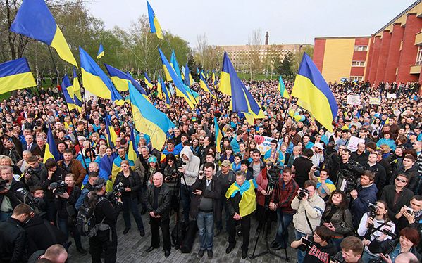 Pięciotysięczna demonstracja jedności kraju w Doniecku