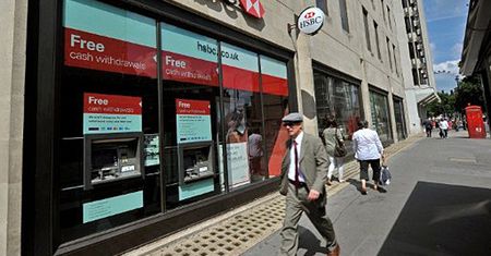 Polka podpisywała "w ciemno". Bank zwraca pieniądze
