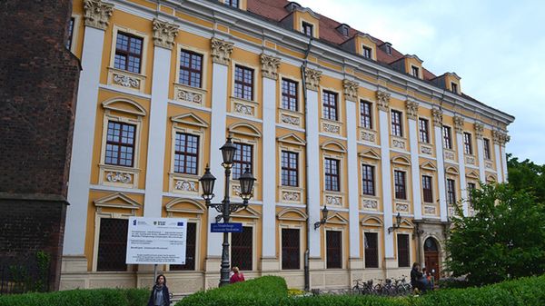 Wydział Filologiczny Uniwersytetu Wrocławskiego