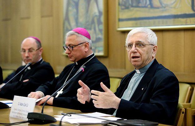 Episkopat podał wytyczne ws. księży-pedofilów. Oskarżony o molestowanie duchowny będzie odsunięty