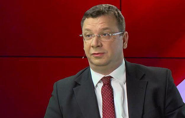 Wiceminister sprawiedliwości Michał Wójcik: wykorzystajmy elektroniczne opaski dla unikających płacenia alimentów