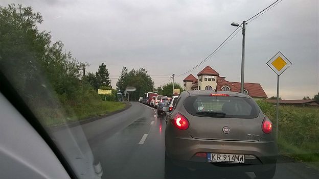 Wypadek na A4 w Krakowie. Utrudnienia dla kierowców
