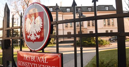 Skargę PO i RPO poprowadzą sędziowie PiS. Prezes TK zmienia składy