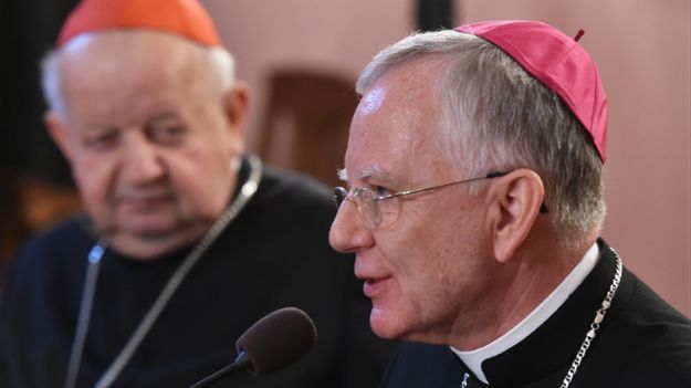 Kardynał Stanisław Dziwisz i arcybiskup Marek Jędraszewski