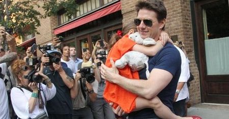 Tom Cruise dba o przyszłość Suri