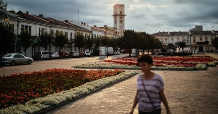 Kiedyś żyli wszyscy razem. Dzisiaj rabin zamawia pancerne okna