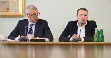 Spięcie na komisji ds. Amber Gold. Roman Giertych chciał przeprosin od Marka Suskiego