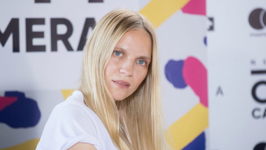 Mary Komasa angażuje się w projekt Anji Rubik 