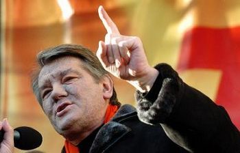 Juszczenko faworytem wyborów