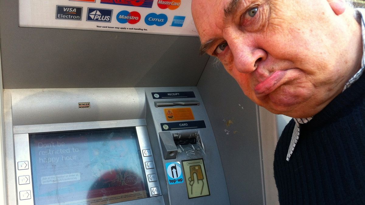 Bank zablokują na kilka godzin płatności z wykorzystaniem BLIK