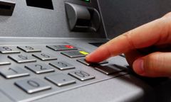 Dolnośląskie. Wysadzono bankomat. Policja szuka sprawców