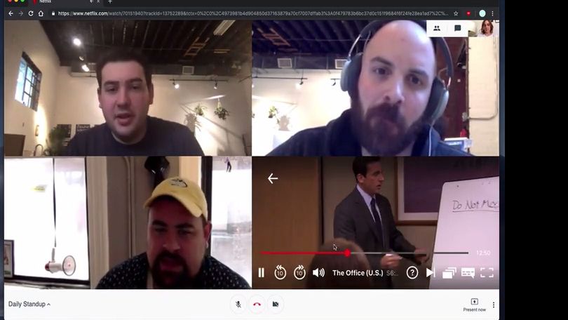 Netflix Hangouts to sposób, by oglądać Netfliksa w pracy