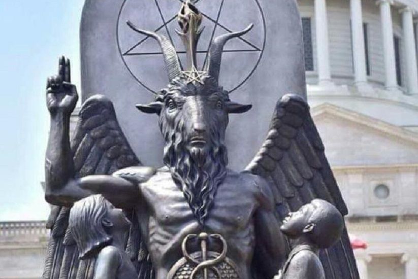 Sataniści pokazali w Little Rock pomnik diabła. Przed siedzibą władz stanu Arkansas