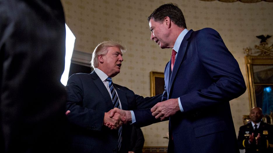 Donald Trump i zwolniony przez niego szef FBI James Comey