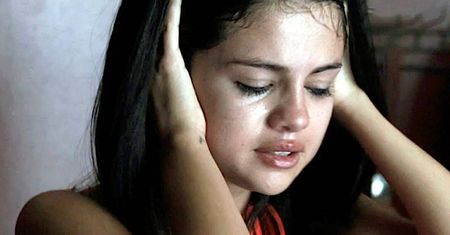 Selena Gomez ma poważną chorobę psychiczną. Początkowe objawy były niemal niewidoczne