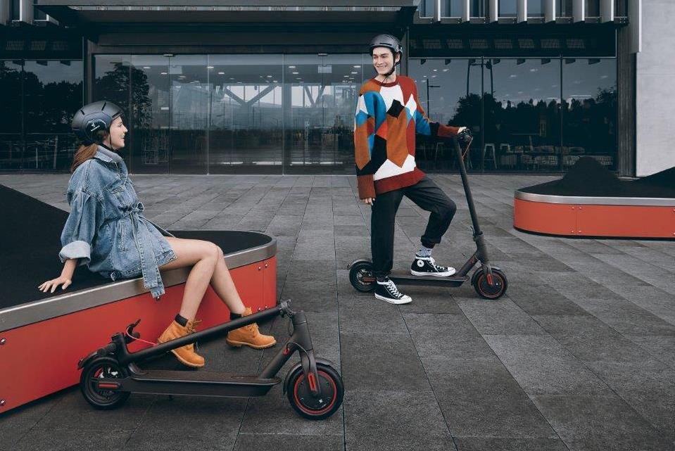 17 czerwca, o godzinie 10:00 na Mi-home.pl rozpoczto sprzedaż nowej hulajnogi elektrycznej - Xiaomi Mi Electric Scooter Pro