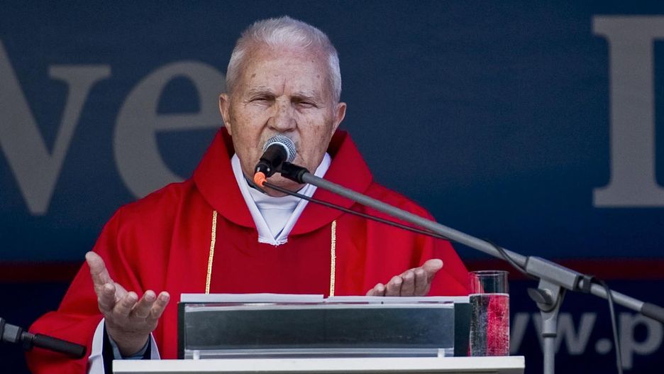 Ksiądz Walerian Słomka decyzją Andrzeja Dudy ma stracić Krzyż Oficerski Orderu Odrodzenia Polski