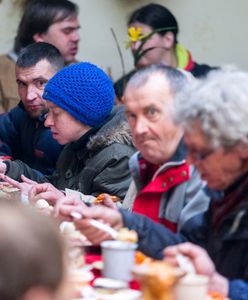 Radny Łukasz Wantuch nie chce bezdomnych w Krakowie