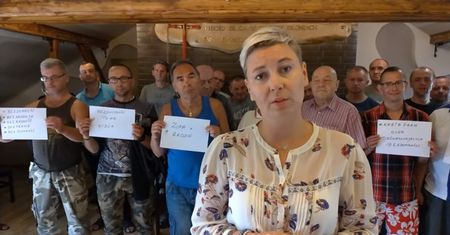 Bezdomni z Warszawy pojadą do Krakowa. To reakcja na działania miejskiego radnego