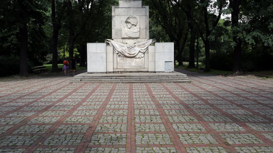 Pomnik w parku Skaryszewskim 