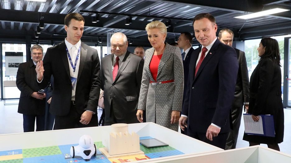 Prezydent Andrzej Duda i Agata Kornhauser-Duda na wrześniowej prezentacji zapowiadającej Polską Wystawę Gospodarczą