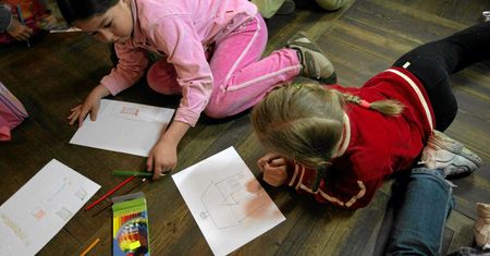 Unschooling. Córka Romana nie odrabia lekcji i nie umie ściągać