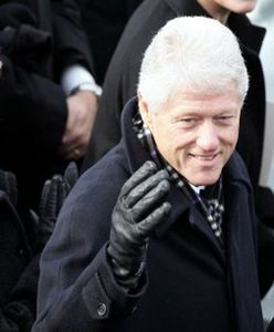 Bill Clinton zgwałcił żonę?
