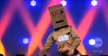 "You can dance": wirujący seks w wykonaniu Karoliny i taniec kartona - już dziś w programie!