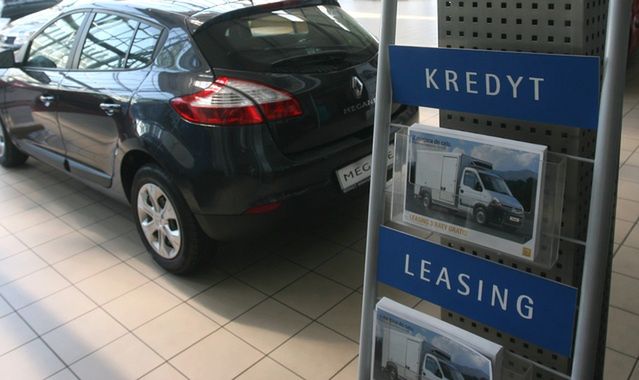 Czy chaos kredytowy wpłynie na sprzedaż aut?