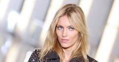 Gwiezdna kolekcja Anthony'ego Vaccarello z gwiazdą pokazu Anją Rubik