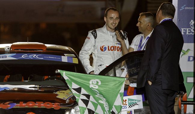 Kubica króluje na "Kanarach"!