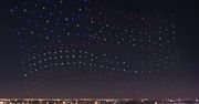 Inteligentny rój dronów zamiast fajerwerków