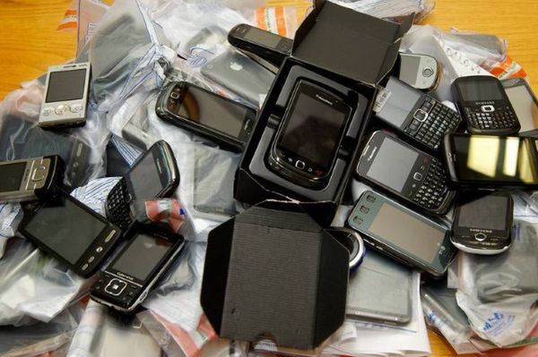 10 smartfonów, najchętniej kupowanych przez Polaków