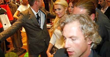 Ochraniali Paris Hilton, teraz musieli odejść z policji