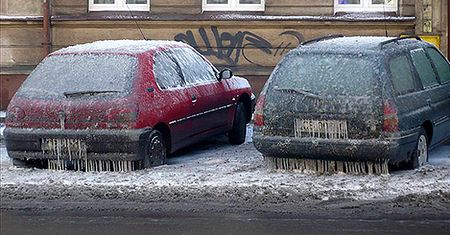 Obrośli soplami lodu