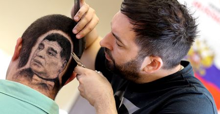 Maradona i przebierańcy. Najlepsze zdjęcia tygodnia