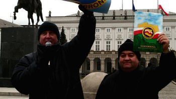 Pikieta Samoobrony przed Pałacem Prezydenckim