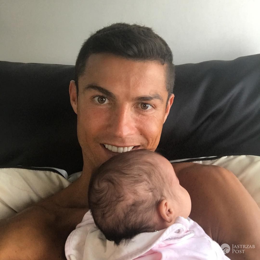 Cristiano Ronaldo pokazał dziecko