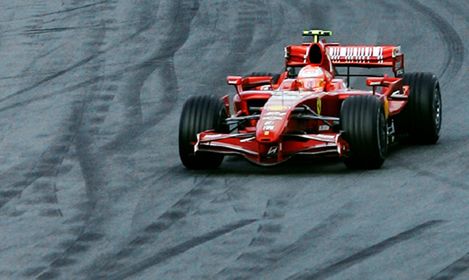 Schumacher rozbił Ferrari