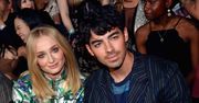 Sophie Turner i Joe Jonas: ślub za 600 dolarów, ale miesiąc miodowy za dziesiątki tysięcy!