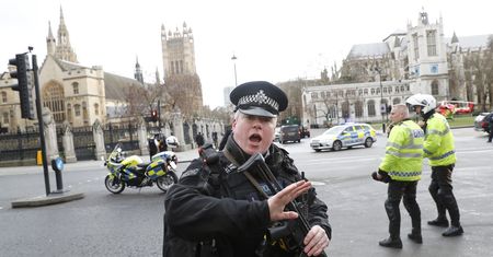 Każdy ma swoją wojnę do wygrania. Jak nie poddać się terrorystom