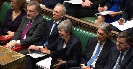 Brexit. Umowa May upada po raz trzeci, będzie twarde wyjście