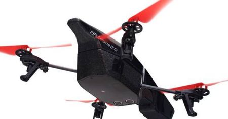 Parrot AR.Drone 2.0 - fruwający gadżet do smartfona