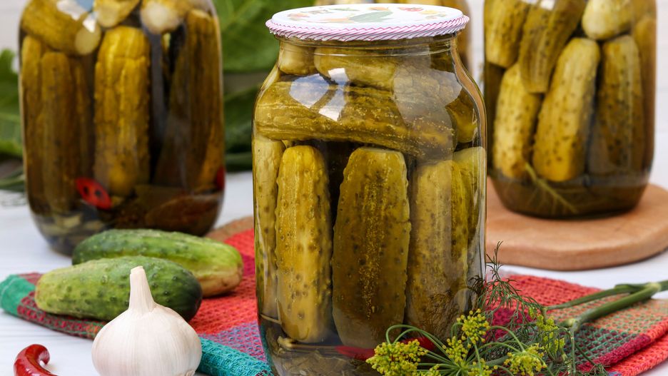 Ogórki małosolne z chili