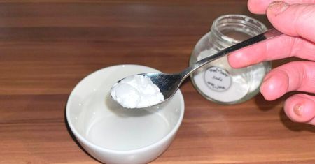 Tak sprawdzisz, czy proszek do pieczenia albo soda nadaje się jeszcze do użycia
