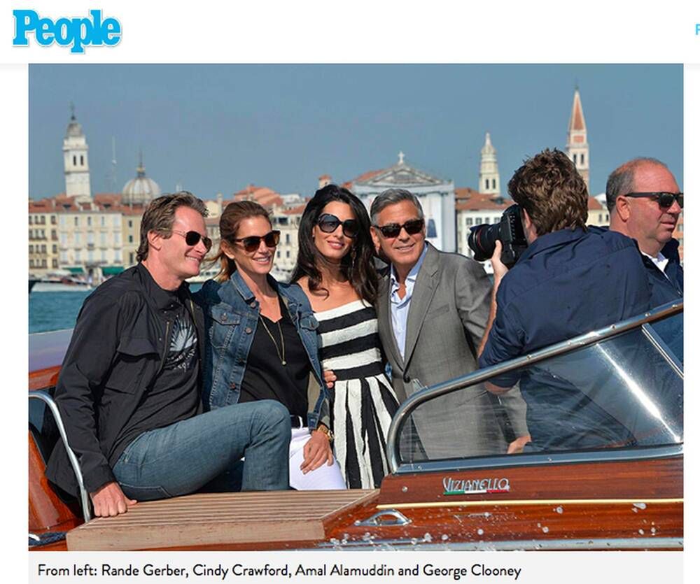 Rande Gerber, Cindy Crawford, Amal Alamuddin, George Clooney
Fotografia: screen z People.com